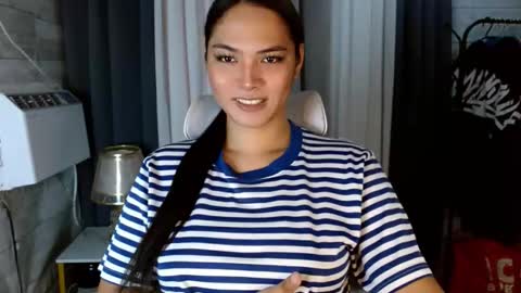 violet online show from October 10, 12:49 am