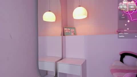 Snapshot of violeth_hill chatting on September 20, 8:12 pm Violeth Hill online show from September 20, 8:12 pm