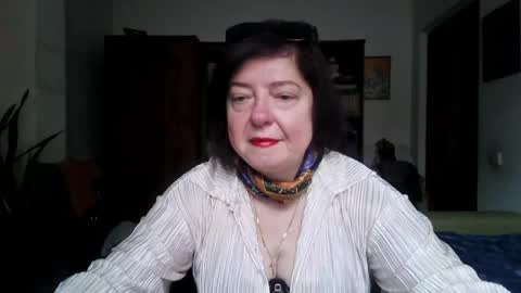 violetpulse online show from March 6, 9:30 am