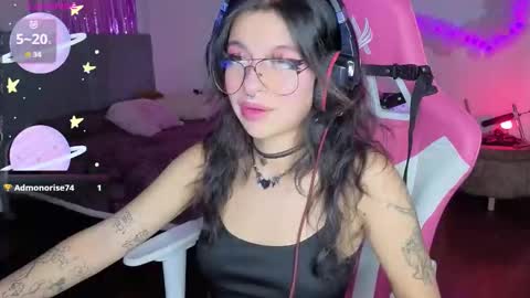   online show from January 15, 7:22 pm