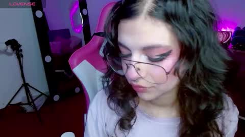   online show from October 19, 7:07 pm