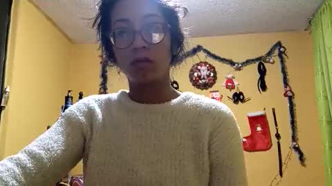 Violet777  online show from December 1, 9:18 am