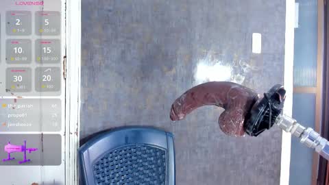 Violett online show from November 10, 5:21 am