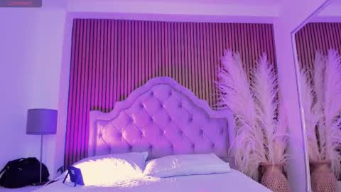 violett_hott_ online show from February 1, 12:24 pm