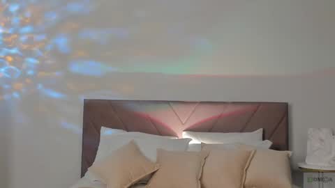 violetta_finch online show from March 9, 4:55 pm