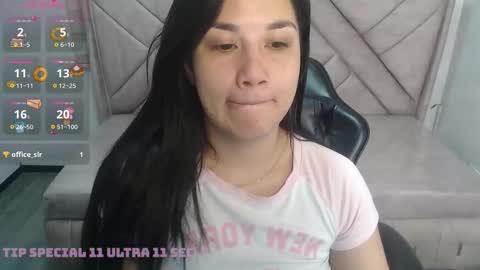 Violetta  online show from March 18, 3:45 am