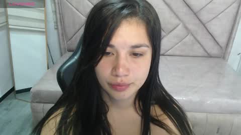 Violetta  online show from April 10, 6:41 am