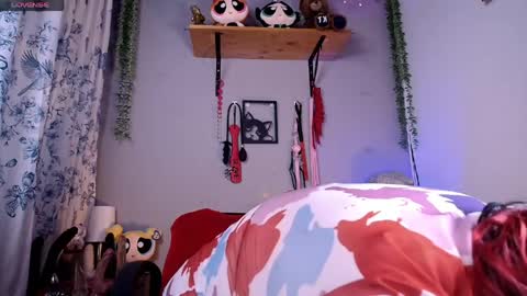 violetafetish online show from April 22, 3:02 am