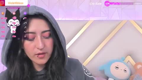 Snapshot of violettbloss chatting on February 17, 9:32 pm Violeta online show from February 17, 9:32 pm