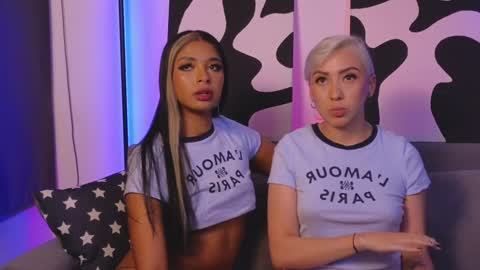 Violet online show from February 3, 4:25 am