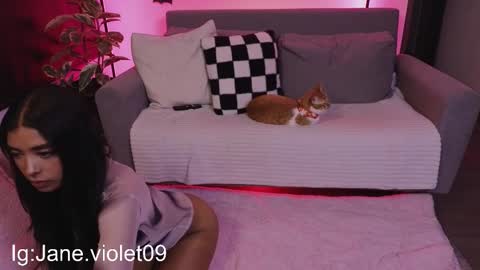 Violet online show from October 31, 2:01 am