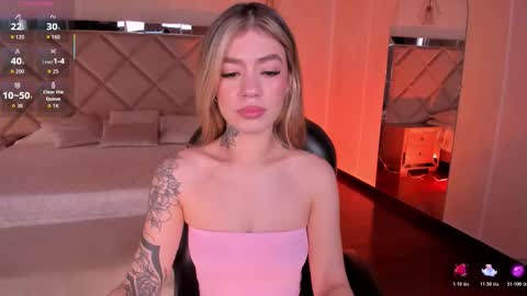 Violett  online show from November 23, 5:11 pm