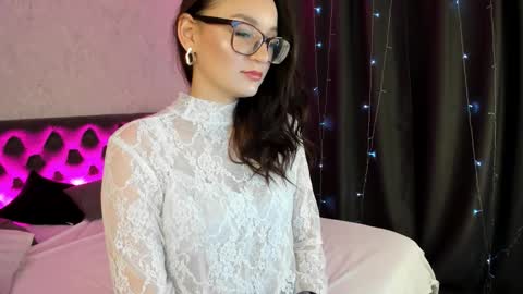 Snapshot of violla_shake chatting on September 23, 1:10 am Violla online show from September 23, 1:10 am