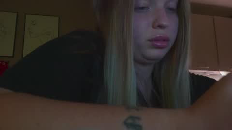 Violla online show from February 17, 7:55 pm