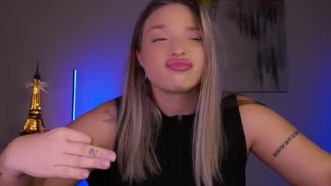 Violla online show from February 21, 8:29 am