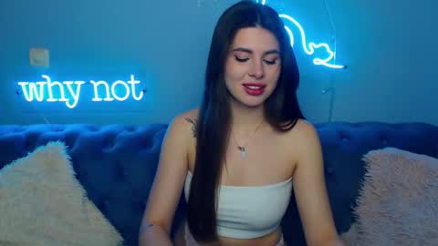 viollinalv online show from February 7, 7:11 am