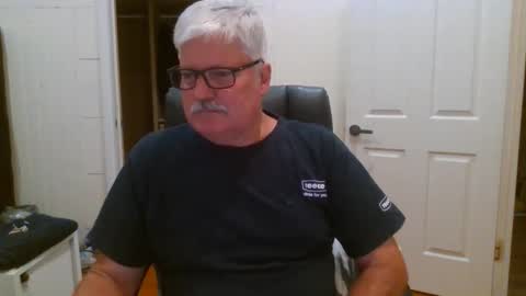 viper654321 online show from September 23, 7:57 am