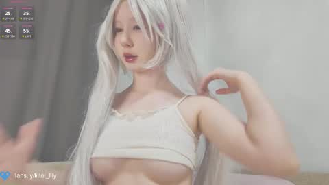  Lily  online show from November 17, 12:19 pm