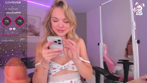 Chloe online show from October 14, 3:20 am