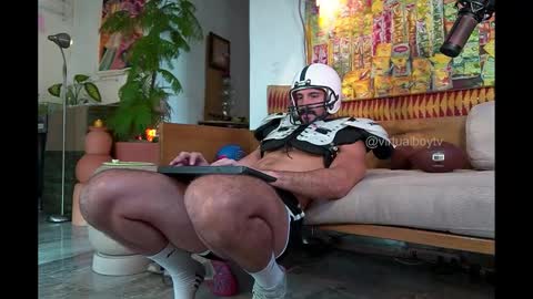 Snapshot of virtualboytvtv chatting on March 11, 7:03 pm GARY - Help me reach 300 likes - - My Telegram - online show from March 11, 7:03 pm