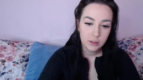 Snapshot of vitalina_freedom chatting on February 24, 12:05 pm Vitalina online show from February 24, 12:05 pm