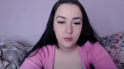 Snapshot of vitalina_freedom chatting on February 21, 8:40 am Vitalina online show from February 21, 8:40 am