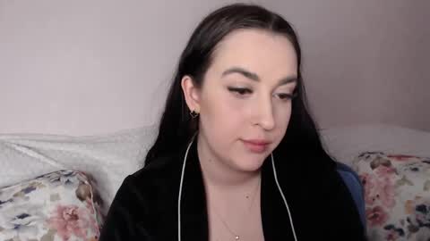 Snapshot of vitalina_freedom chatting on February 28, 6:09 pm Vitalina online show from February 28, 6:09 pm