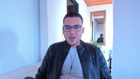 Vito Ferrer online show from February 26, 10:26 pm