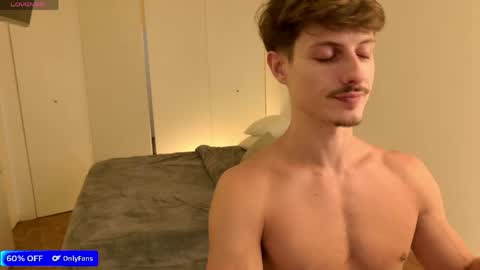 vitoraugustoxxx online show from April 21, 5:42 pm