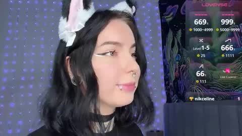 Vivi   online show from November 28, 6:10 am