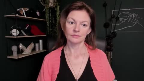 Vivian online show from September 10, 8:15 am