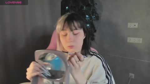 Vivian GMT2 MON 10AM - 4PM TUE 10AM - 4PM  THUR 10AM - 4PM FRI 10AM - 4PM SAT 10AM - 4PM SUN 10AM - 4PM online show from December 19, 1:18 am