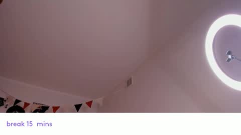 vivian_qwerty online show from February 15, 7:16 am