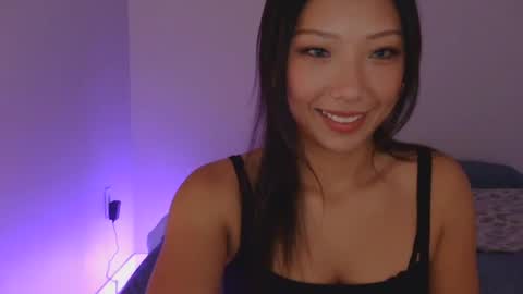 Snapshot of vivianwinters chatting on October 10, 9:52 pm vivianwinters online show from October 10, 9:52 pm