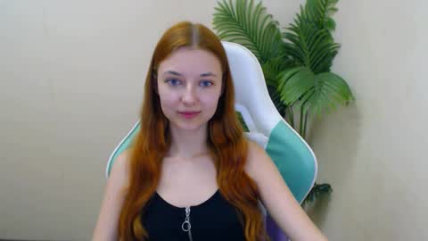 Vivien online show from March 4, 9:54 pm