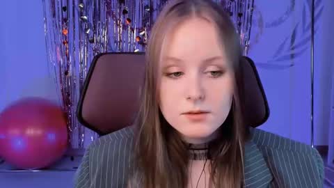 Vivien online show from February 16, 6:21 pm