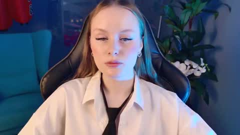 Vivien online show from November 10, 10:07 am