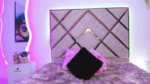 vivi online show from March 13, 4:38 am