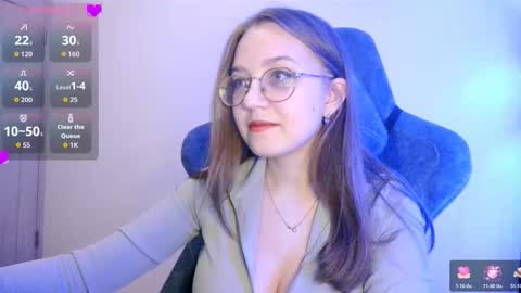 vivivivikkie online show from December 3, 8:53 pm