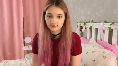 vivyboo111 online show from April 5, 9:34 pm