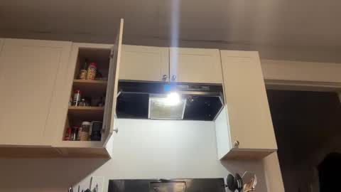 Snapshot of vj48826 chatting on October 22, 9:01 am VJ online show from October 22, 9:01 am