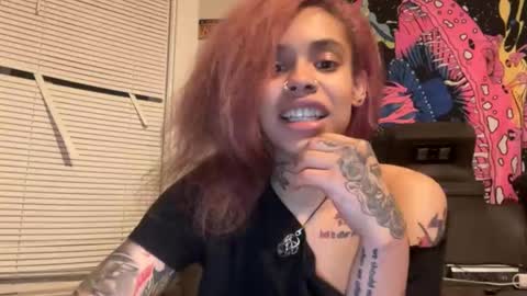 Snapshot of vj48826 chatting on October 14, 7:00 am VJ online show from October 14, 7:00 am