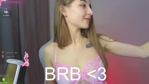 Snapshot of vlad1zy chatting on February 18, 8:14 pm Vlada online show from February 18, 8:14 pm