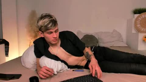 Dan online show from February 6, 4:38 am