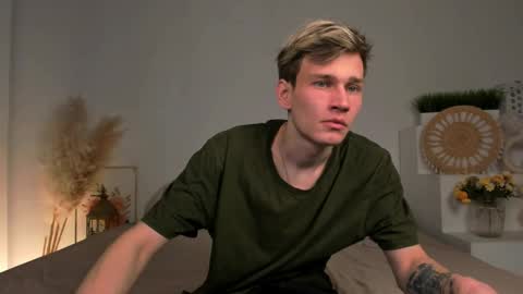 Dan online show from February 8, 4:49 am