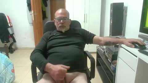 oscar online show from March 30, 7:03 pm