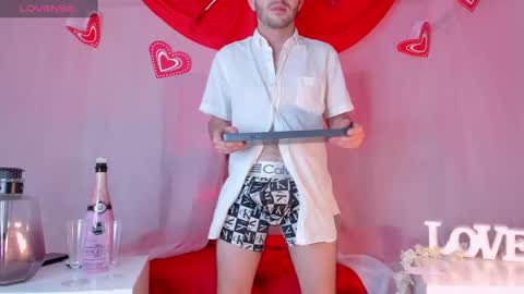 Snapshot of vynny_blacke_ chatting on September 20, 11:52 pm Vynny Blacke online show from September 20, 11:52 pm