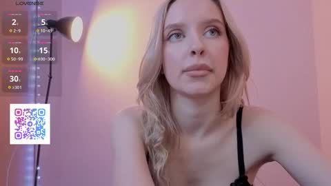 w_pickmebabby_w online show from November 8, 9:07 pm