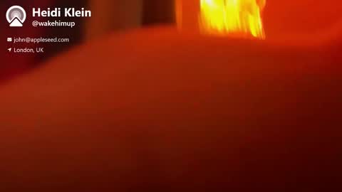 wakehimup online show from November 1, 4:06 pm