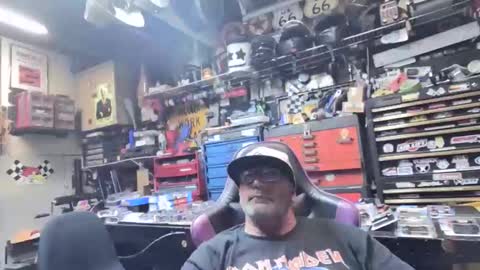 wakesblowinclouds online show from October 14, 2:58 am